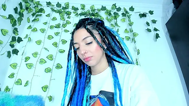 SaturnooStonee online show from December 28, 2024, 5:44 am