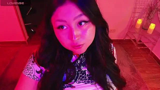 Lena sweetx online show from September 14, 2025, 9:25 pm