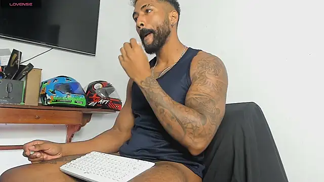 Xander Str0ng online show from December 5, 2025, 12:36 pm