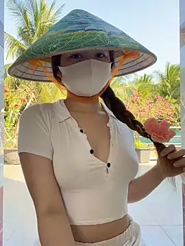 BabyThree  online show from March 21, 2026, 8:41 am