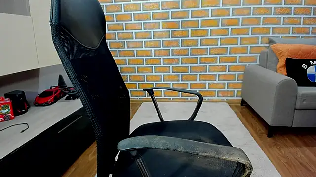 hottitsAnna online show from February 28, 2025, 4:53 pm