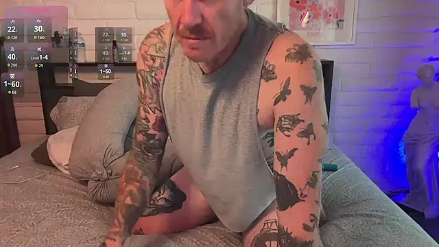 Snapshot of JeffJocc chatting on October 13, 2025, 11:05 pm JeffJocc online show from October 13, 2025, 11:05 pm