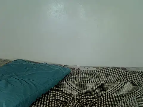 Snapshot of laetitia_ chatting on September 18, 2025, 2:02 am laetitia online show from September 18, 2025, 2:02 am