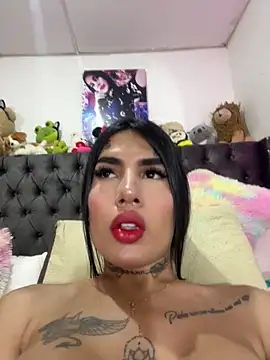 saragill323 online show from January 18, 2025, 7:48 pm