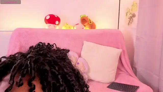 Heily Fox online show from February 17, 2026, 12:40 am