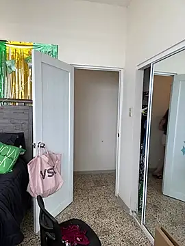 ladycreamypr2 online show from March 21, 2026, 1:37 pm