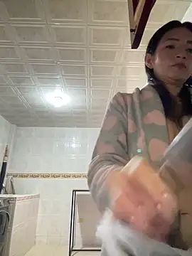 Yulia sx online show from September 11, 2025, 6:19 pm