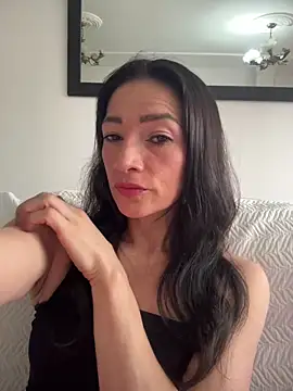 Yulia sx online show from March 5, 2026, 10:39 pm