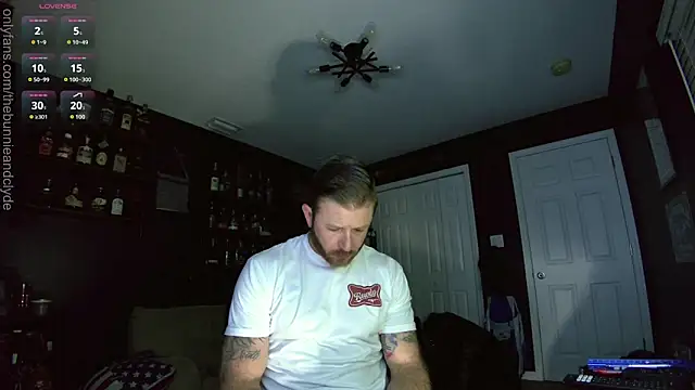 chillinthemosttt online show from January 6, 2025, 3:31 am