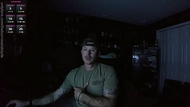 chillinthemosttt online show from February 20, 2025, 4:07 am