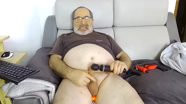 Snapshot of gillou1234 chatting on January 31, 2025, 1:56 pm gillou1234 online show from January 31, 2025, 1:56 pm