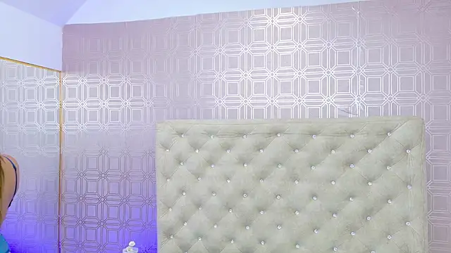 Snapshot of Sara_Desire chatting on September 20, 2025, 12:17 pm Sara Desire online show from September 20, 2025, 12:17 pm