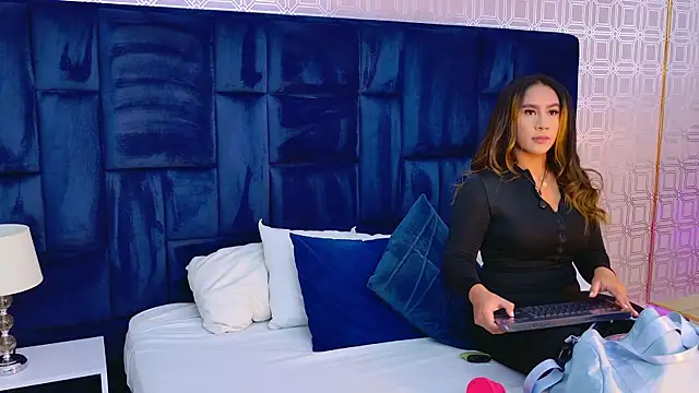 Sara Desire online show from February 4, 2026, 12:22 pm