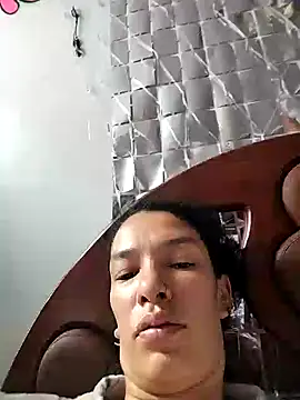 Snapshot of rebekka_simpson chatting on December 7, 2024, 1:40 pm rebekka simpson online show from December 7, 2024, 1:40 pm