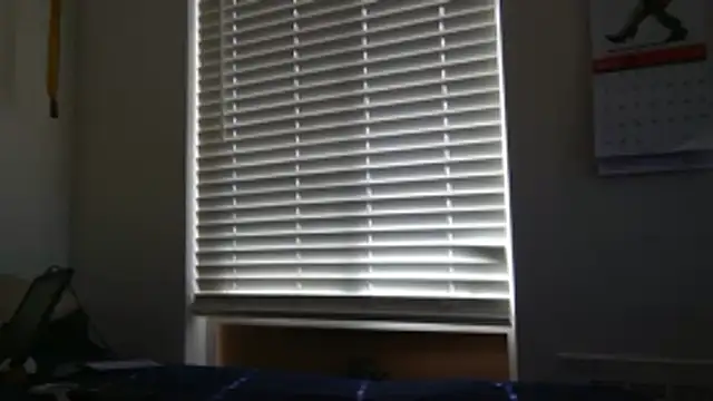 allissonw13 online show from April 3, 2026, 9:57 pm