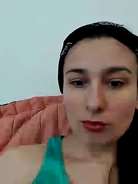 Snapshot of Bigyummmzul chatting on December 15, 2024, 6:26 pm Bigyummmzul online show from December 15, 2024, 6:26 pm