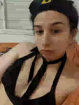 Snapshot of Bigyummmzul chatting on March 11, 2025, 3:45 pm Bigyummmzul online show from March 11, 2025, 3:45 pm