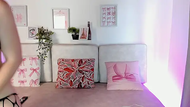 Malka Burning online show from March 9, 2025, 8:21 pm