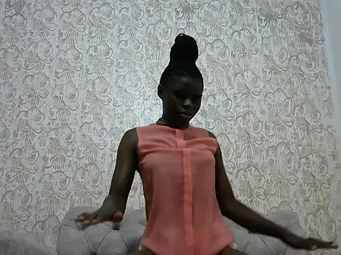 hottgirlval online show from February 13, 2026, 11:01 pm