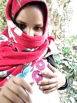 Hot-rubina online show from February 14, 2025, 3:22 am