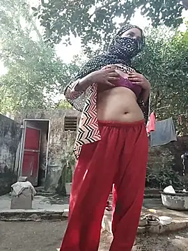 Hot-rubina online show from November 28, 2025, 5:10 am