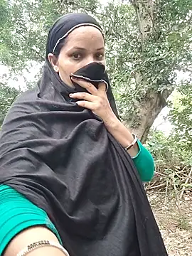 Snapshot of Hot-rubina chatting on June 9, 2026, 2:45 am Hot-rubina online show from June 9, 2026, 2:45 am