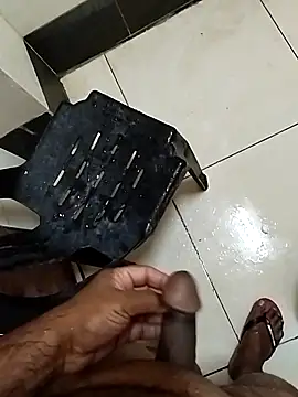 cenyon124 online show from September 28, 2025, 5:07 pm