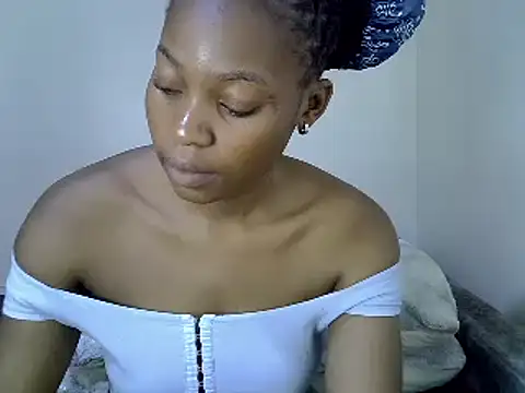  Becky002 online show from February 14, 2025, 8:10 am