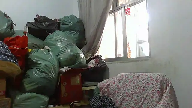 lizza monroe online show from December 9, 2024, 1:45 pm