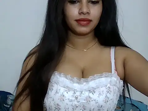 sparkling queen online show from March 1, 2025, 2:48 am