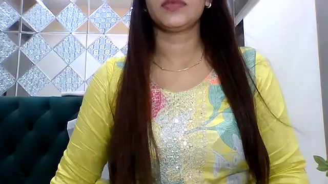 sparkling queen online show from October 3, 2025, 5:32 pm