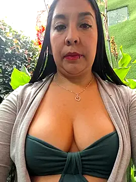 Bella keny online show from March 5, 2026, 4:03 pm