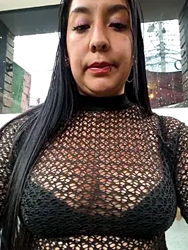 Snapshot of Bella_keny chatting on May 7, 2026, 5:40 pm Bella keny online show from May 7, 2026, 5:40 pm
