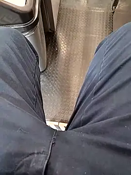 Snapshot of A_man_in_public chatting on February 2, 2026, 11:20 am A man in public online show from February 2, 2026, 11:20 am