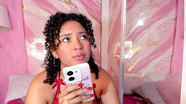 JessyZoe online show from November 19, 2025, 1:33 pm