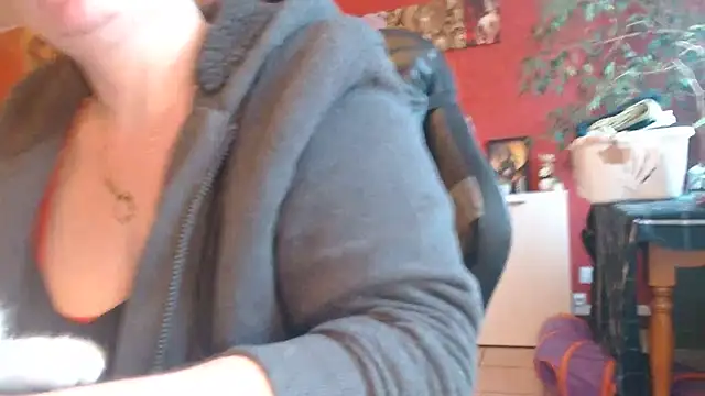 cruellaculdenfer67 online show from January 8, 2026, 9:11 am