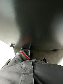 Snapshot of Din0071 chatting on December 4, 2024, 10:19 pm Din0071 online show from December 4, 2024, 10:19 pm