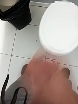 Snapshot of Din0071 chatting on March 1, 2025, 2:02 pm Din0071 online show from March 1, 2025, 2:02 pm