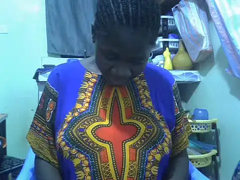 Petite rider online show from November 4, 2025, 4:28 pm