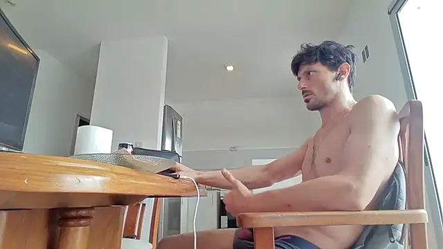 nicolaaaaas online show from February 25, 2025, 1:06 pm