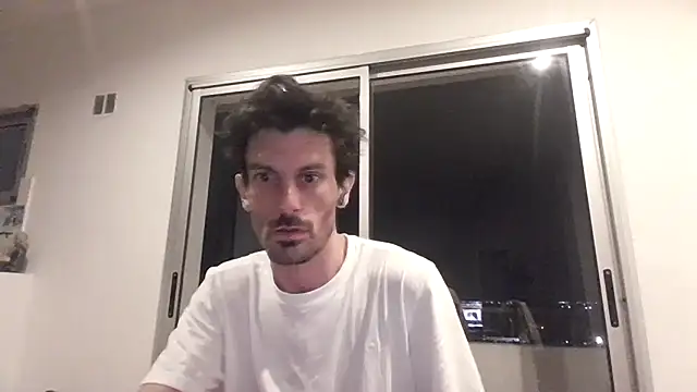 nicolaaaaas online show from March 16, 2025, 5:14 am