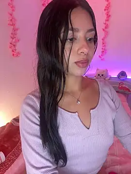 AliceJovovich online show from December 3, 2024, 5:45 pm