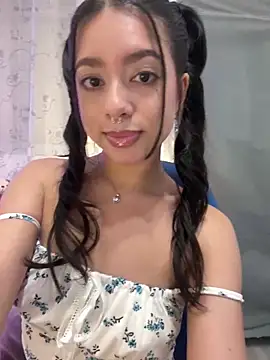 AliceJovovich online show from January 3, 2025, 6:35 pm