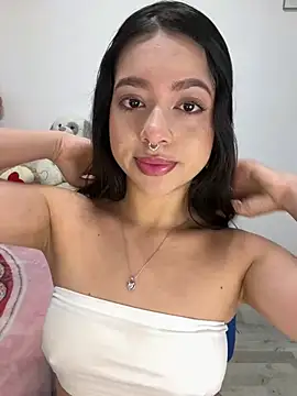 AliceJovovich online show from March 5, 2025, 10:44 am