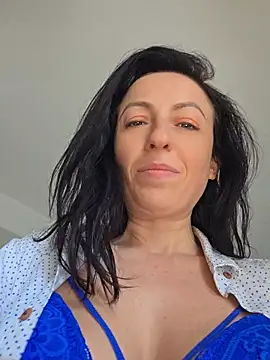 lovewildguy1 online show from June 4, 2026, 7:14 am