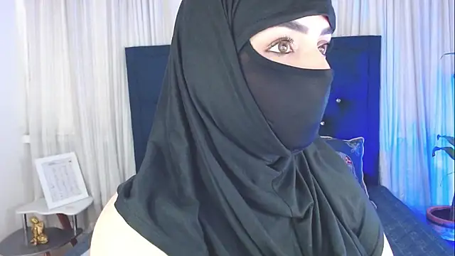 Uzra hayed online show from October 30, 2025, 7:47 pm