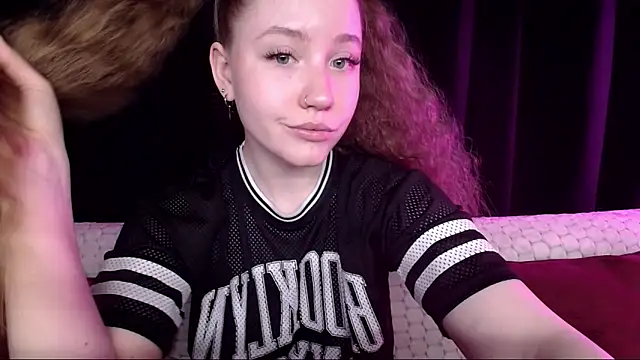 SindiWatsoon online show from February 26, 2025, 1:08 pm