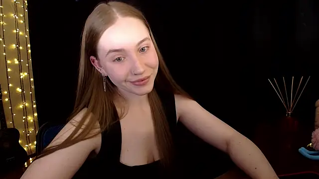Snapshot of SindiWatsoon chatting on April 22, 2026, 2:18 pm SindiWatsoon online show from April 22, 2026, 2:18 pm