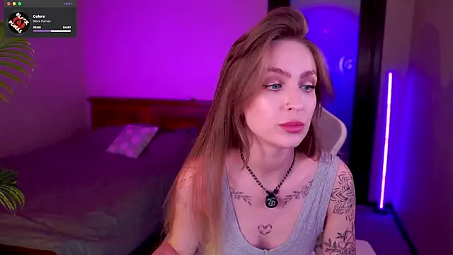 Snapshot of Kamila_icee chatting on June 20, 2026, 9:28 pm Kamila icee online show from June 20, 2026, 9:28 pm