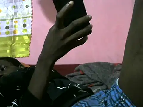 Bigras0011 online show from January 2, 2025, 3:48 am